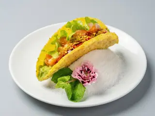 27. tacos salmon 2pz