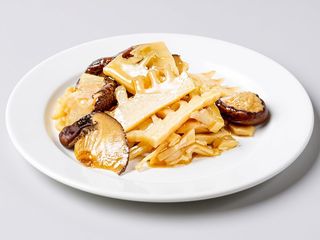 222.funghi e bambù saltati