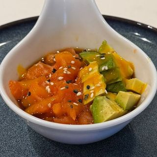 43a. Tropical tartare