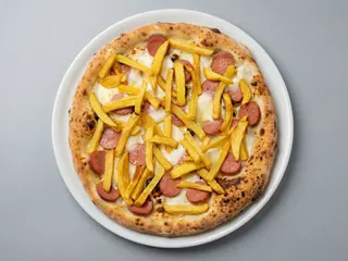 Pizza salsiccia e patatine singola