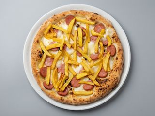 Pizza salsiccia e patatine singola