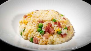 024 Riso saltato alla cantonese