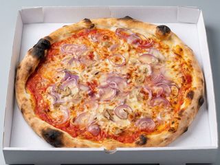 Pizza tonno e cipolla