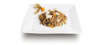 Yakisoba capesante e zenzero