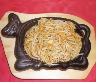 Rs8. Udon con manzo