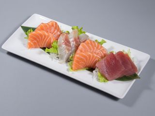 Sashimi misto - 12 pezzi