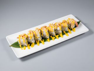 Uramaki zafferano ebi roll