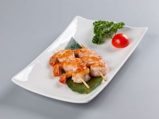 Spiedini di gamberetti alla griglia