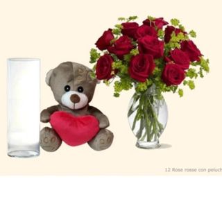 12 rose rosse con pelushe piccolo e vaso vetro