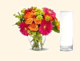 bouquet fuxia verde e arancio con vaso