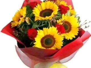 5 girasoli e 5 rose rosse
