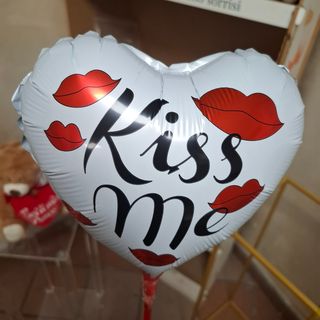palloncino kiss me