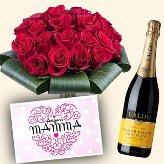 30 rose rosse compatte con foglie aspidistra ripiegate. biglietto e prosecco valdo omaggio