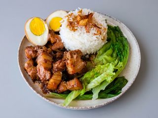 21. Manzo brasato con riso bianco