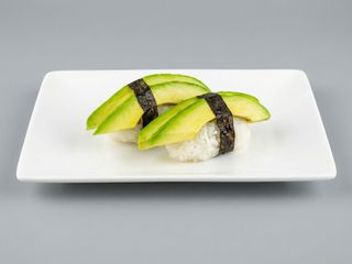 46. Nigiri avocado