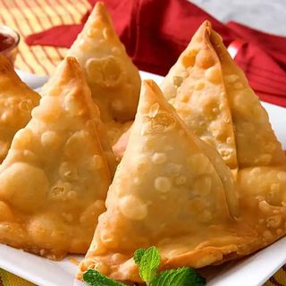 samosa verdure / pollo