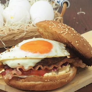Cs special Burger