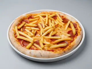 Pizza salame piccante patatine