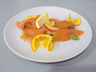 Salmone marinato
