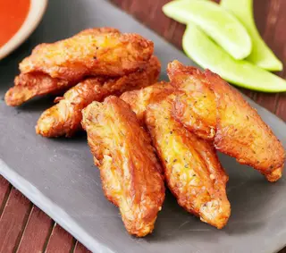 Ali di pollo fritte
