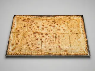 Ciaccino ripieno con wurstel e patatine maxi