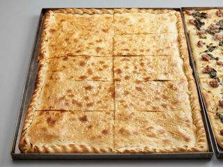 Ciaccino con salsiccia