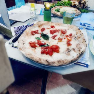 Margherita al filetto di pomodoro