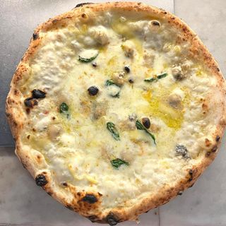 Esterina Quattro Formaggi