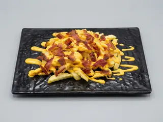 Patatine Fritte con Bacon e Cheddar