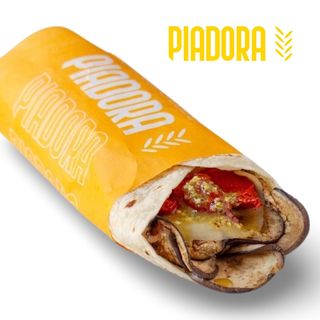 Melanzane, provola alla piastra, pomodorini secchi e pesto di pistacchi