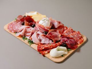 Tagliere di salumi e formaggi