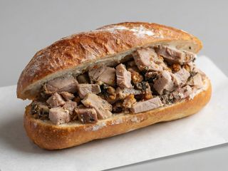 Panino con porchetta