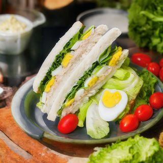 Tramezzino Tonno, pomodoro e maionese