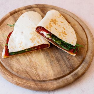 Piadina Bresaola Rucola e Grana