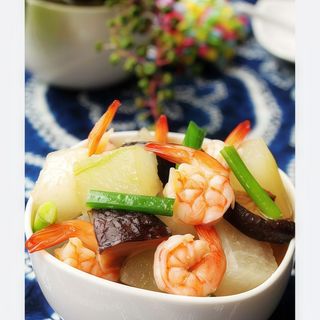 53 Gamberi con bambù e funghi