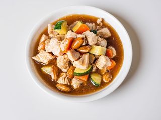 213. Pollo con bambu' e fughi