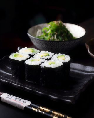 Uramaki kaptuna roll - 8 pezzi