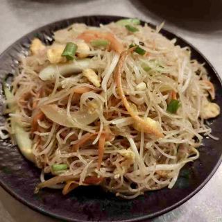 Spaghetti di riso saltati