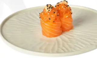 38. Gunkan salmone