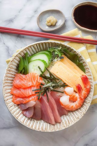 118 Chirashi sushi