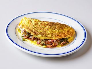 77 Omelette con pollo 