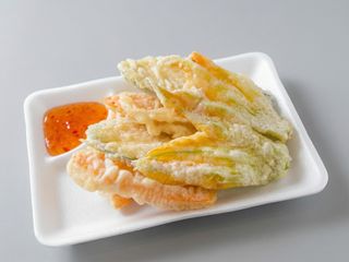 81 Yasai tempura 