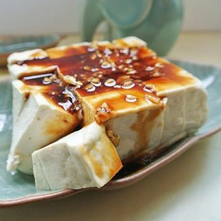 49. Tofu con salsa di soia 