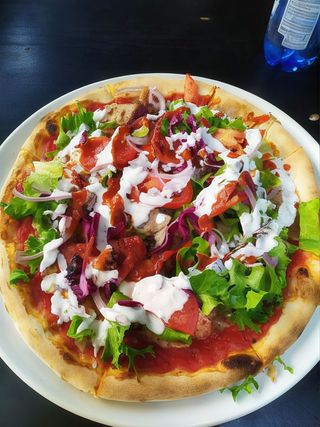 Pizza kebab completa