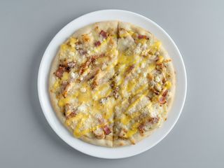 Pizza senza glutine Carbonara