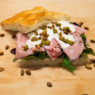Mortadella, Stracciatella e Pistacchio