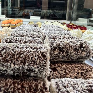 Cannolini croccanti al cocco