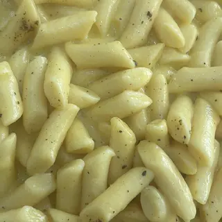 gnocchi salmone, prosciutto cotto e panna
