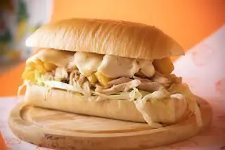 Panino pollo, patate e cheddar