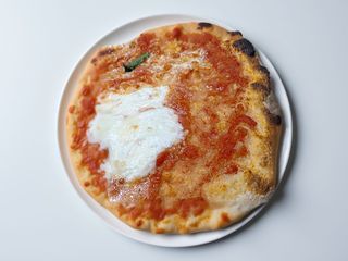 Pizze al pezzo rosse - bufala